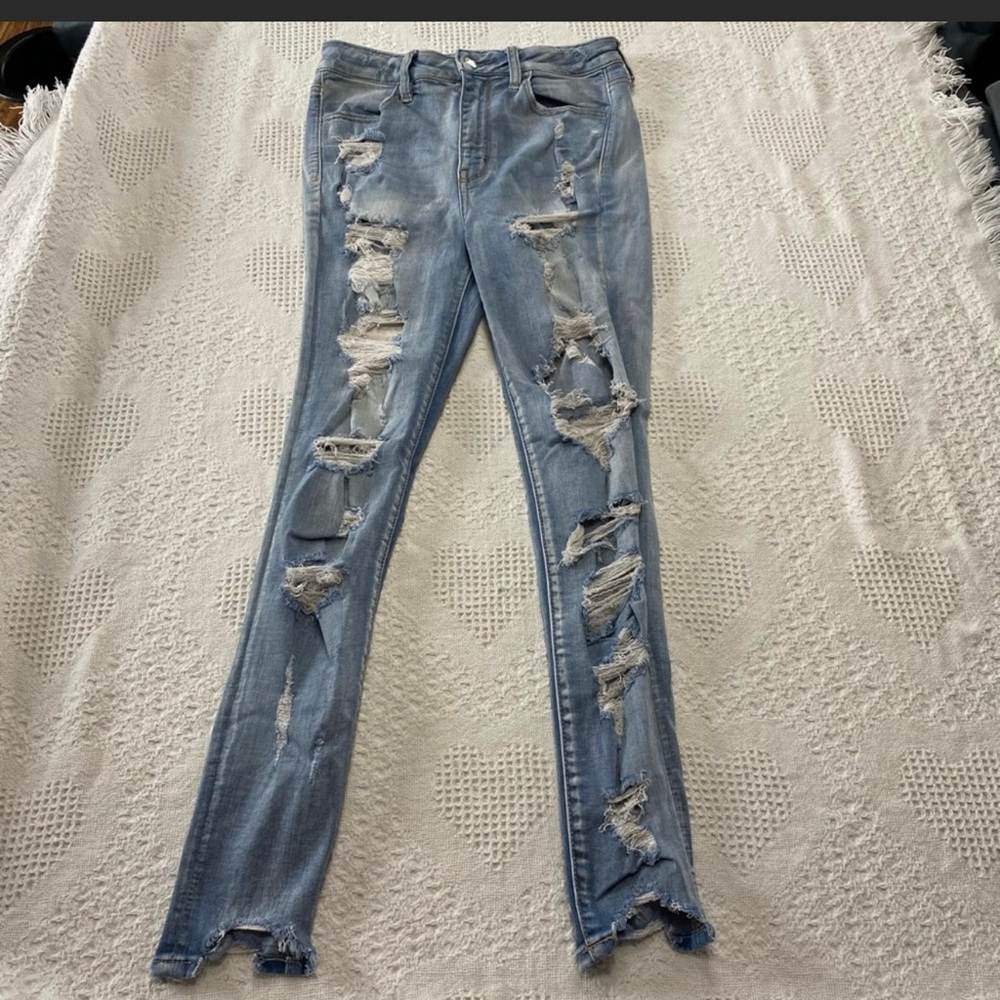 American Eagle Super Hi-Rise Distressed Jegging (8)